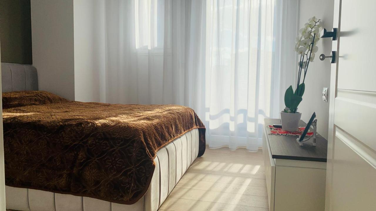 Proper Central Apartment تيرانا المظهر الخارجي الصورة